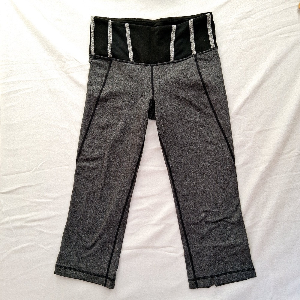 Lululemon Leggings Womans 6 Heather Gray‎ Tadasana Slit Crop High Rise Stretch